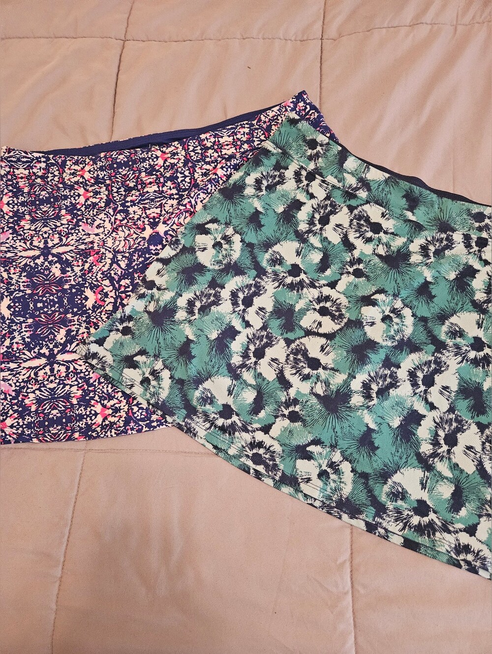 2 For $22 Tranquility by Colorado Clothing Teal & Navy Floral Mini Skorts